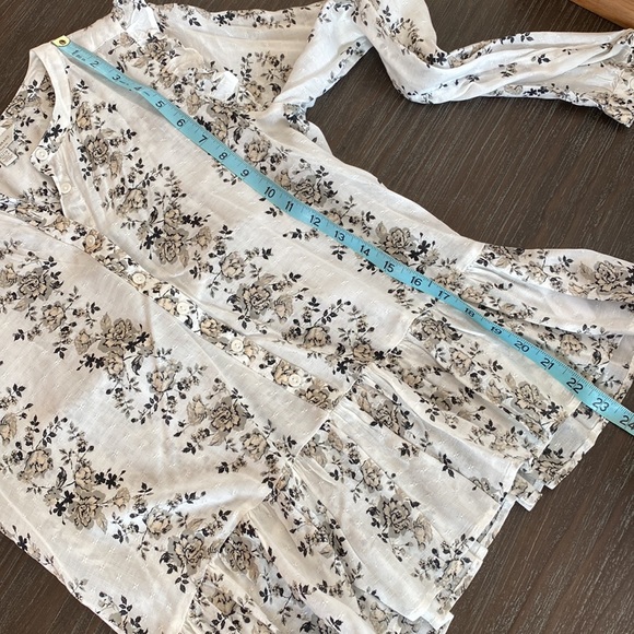 2/$25 Lucky Brand ladies blouse with peplum. Size XS. 100% modal fabric. - Picture 9 of 10